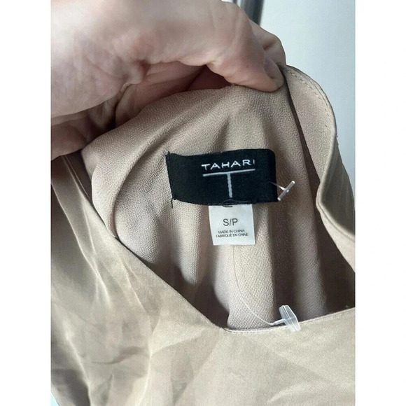 Tahari Dress Womens Small Beige Sleeveless Midi Sinch Waist V Neck Satin Casual - Picture 5 of 6